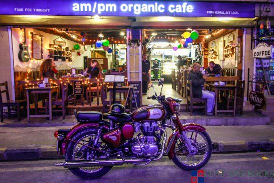 Am/Pm Organic Cafe